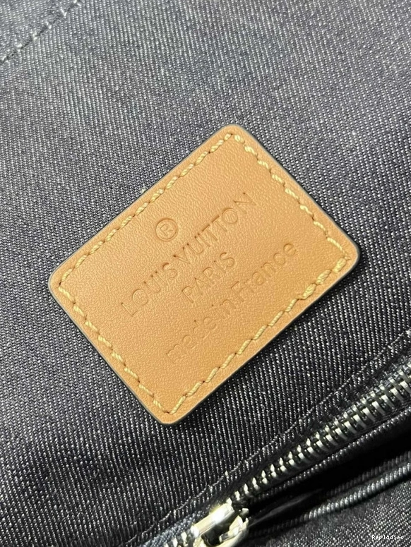 Cheap MM VUITTON LOUIS CHRISTOPHER 0822